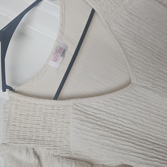 Cream Ruffle Sleeve Top - Picture 2 of 2